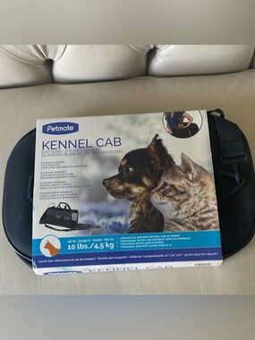 Petmate  soft sided Kennel Cab for small pets